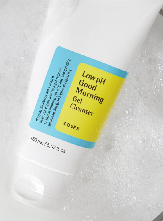 2.7-Soko-Glam-PDP-Image-COSRX-Low-pH-Good-Morning-Gel-Cleanser-Korean-Skincare-Lifestyle_1_860x